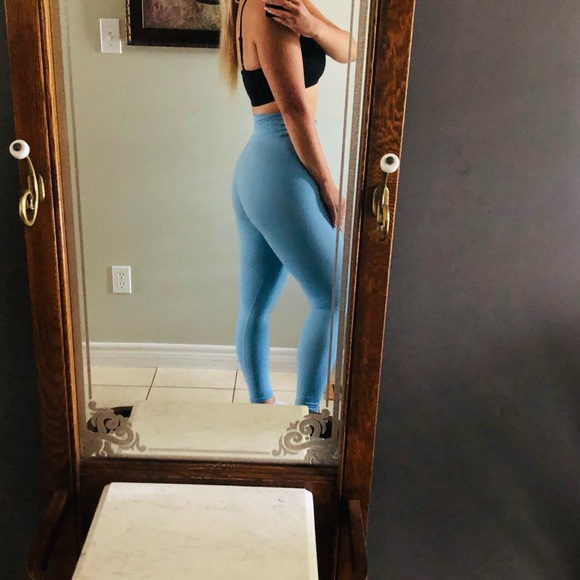 Alphalux Essential Legging - Picture 3 of 3